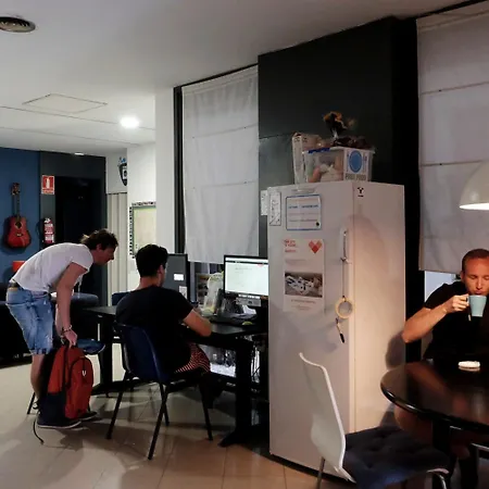 Alternative Creative Youth * Barcelona