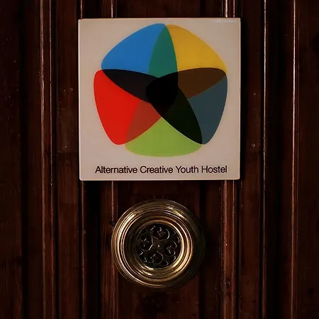Alternative Creative Youth Βαρκελώνη